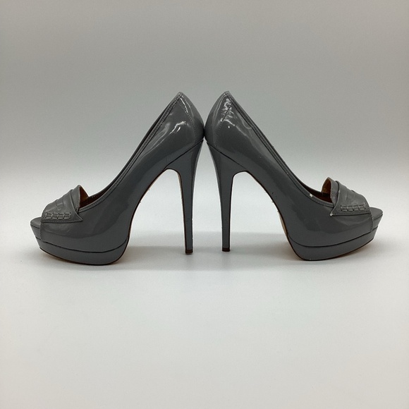 1822. Miss Me Patent Leather Grey Platform Open Toe Pumps Size 9 NWOT - Picture 1 of 10